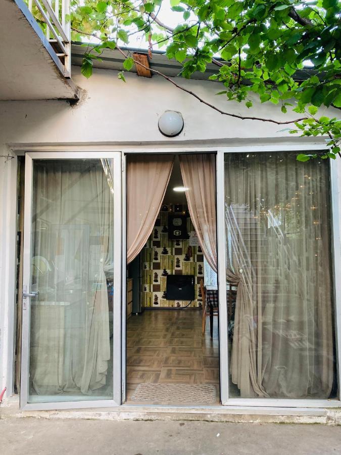 Guest House Barbi 바투미 외부 사진