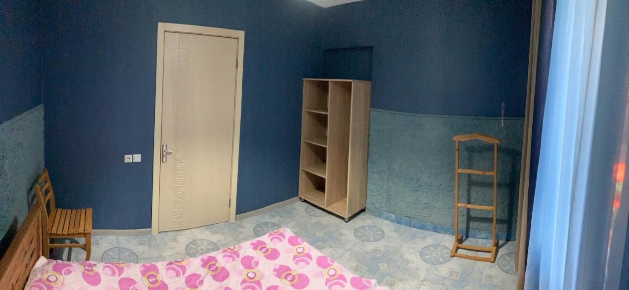 Guest House Barbi 바투미 외부 사진