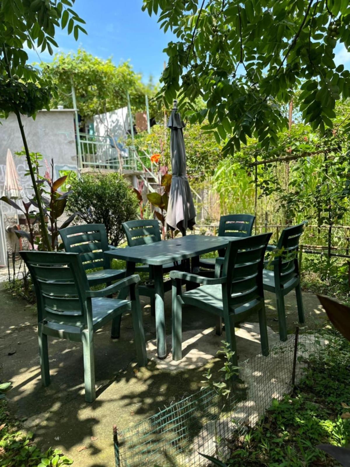 Guest House Barbi 바투미 외부 사진