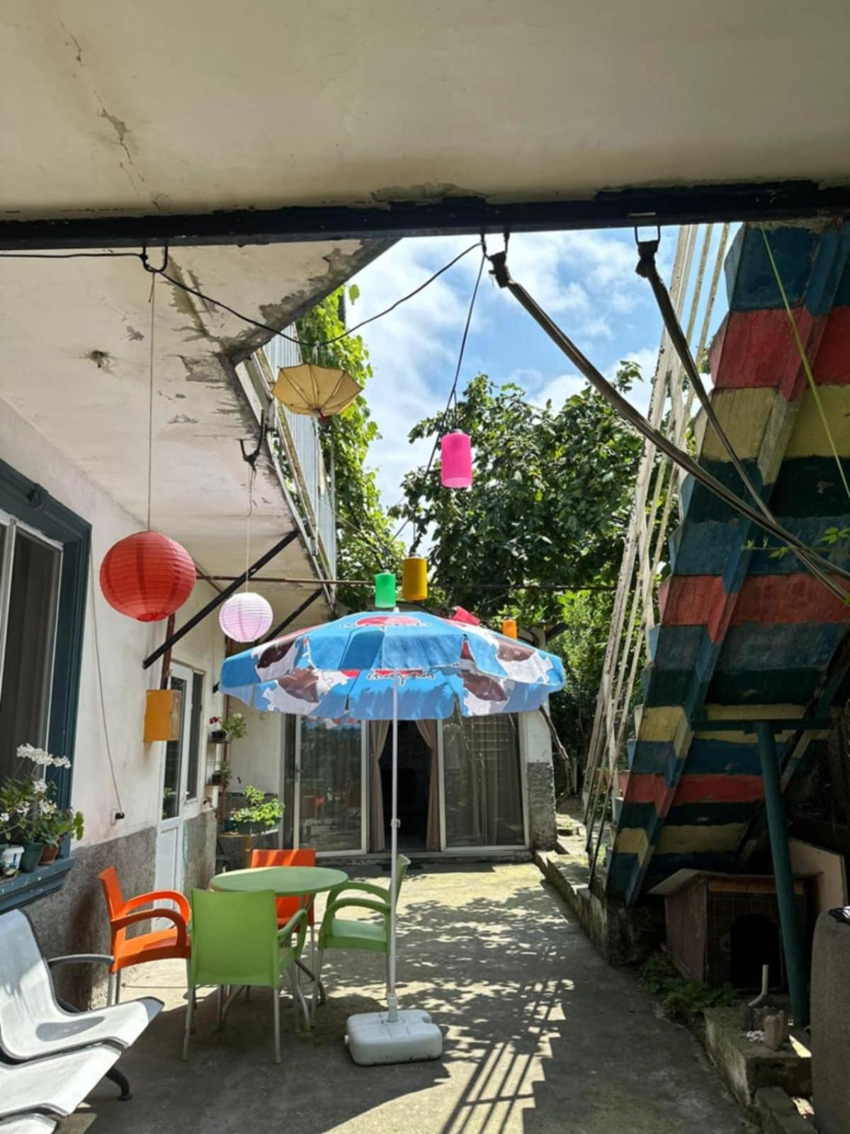 Guest House Barbi 바투미 외부 사진