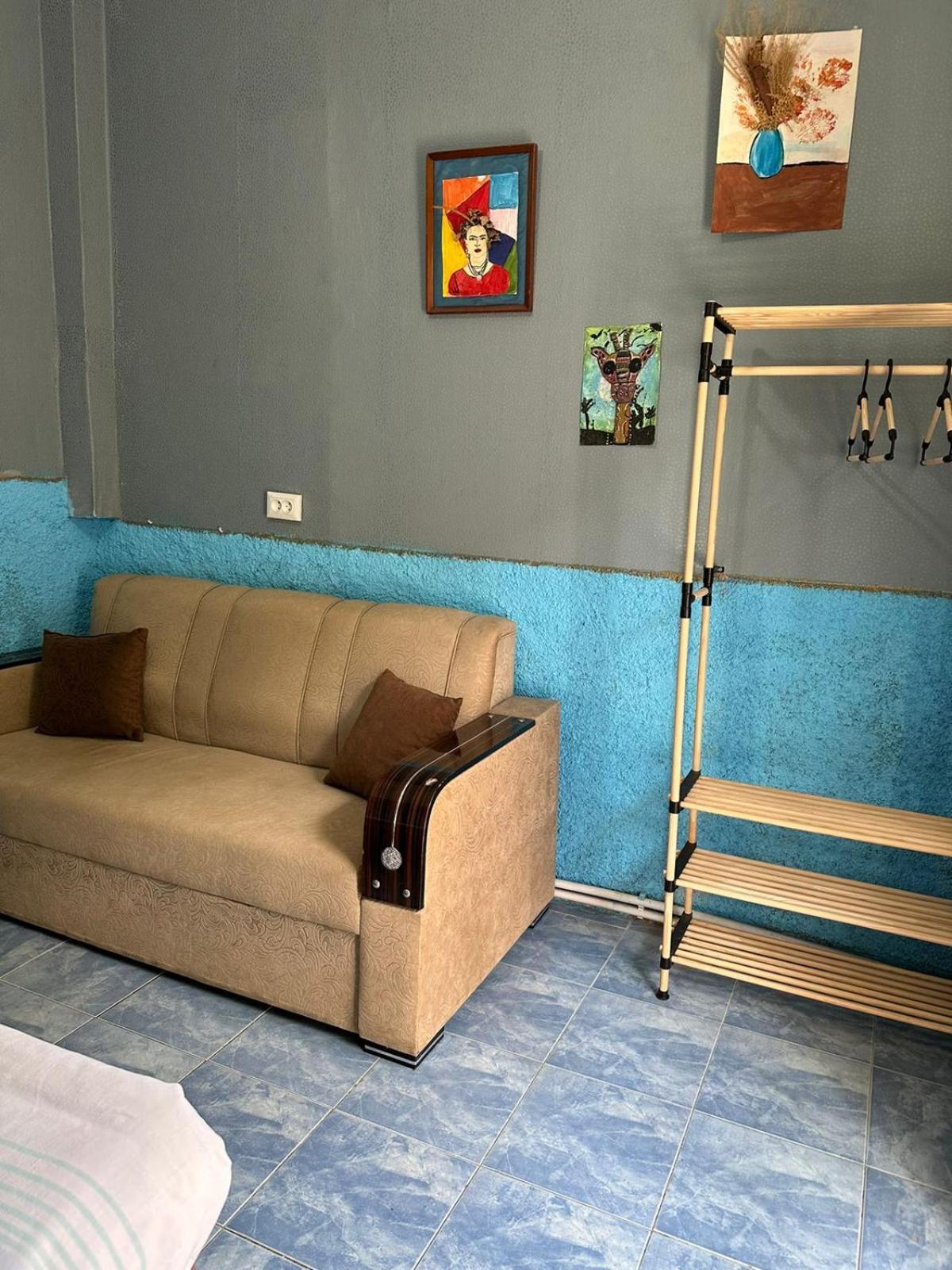 Guest House Barbi 바투미 외부 사진