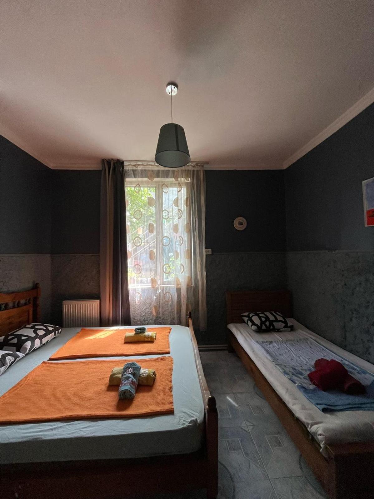 Guest House Barbi 바투미 외부 사진