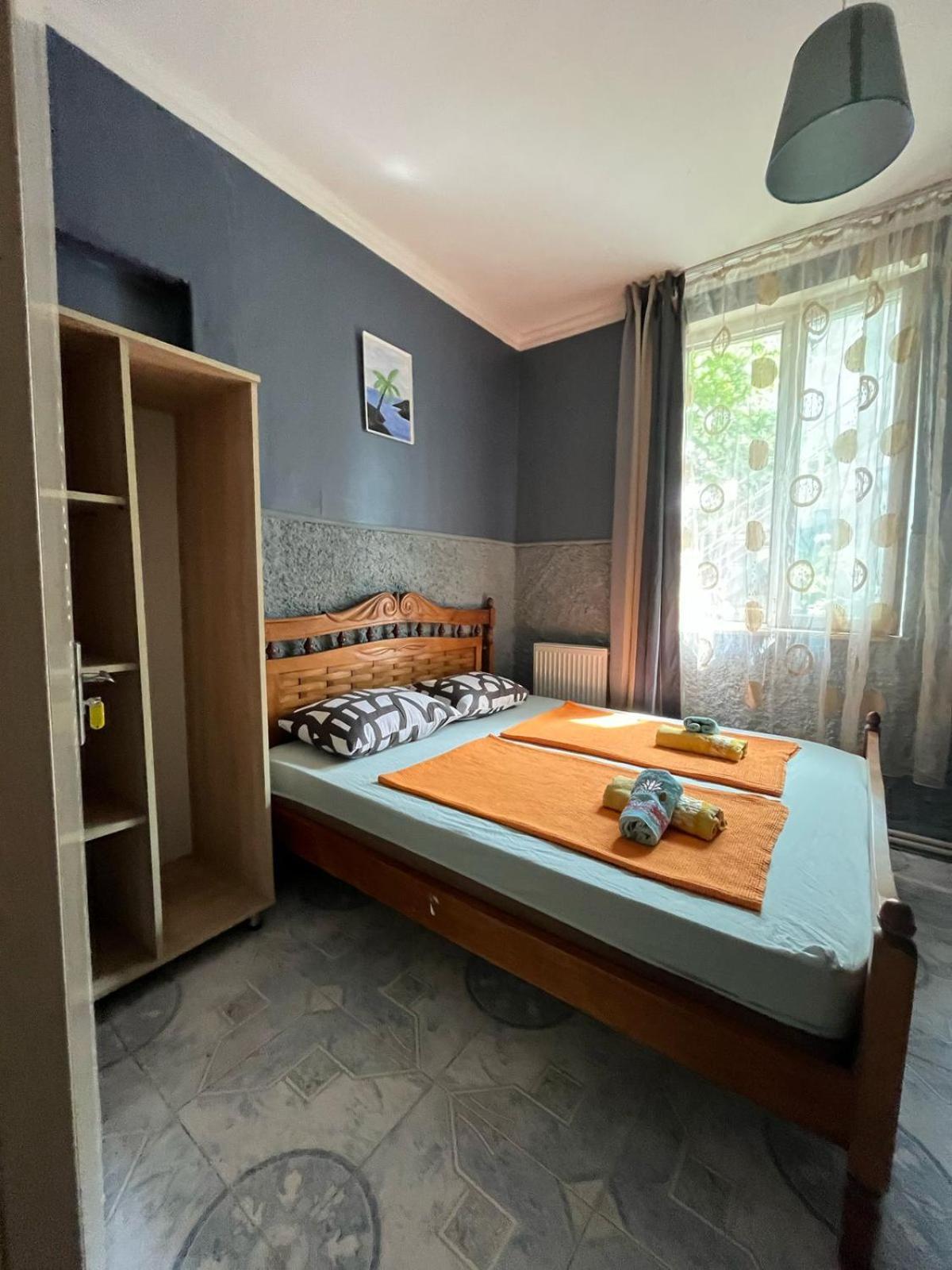 Guest House Barbi 바투미 외부 사진