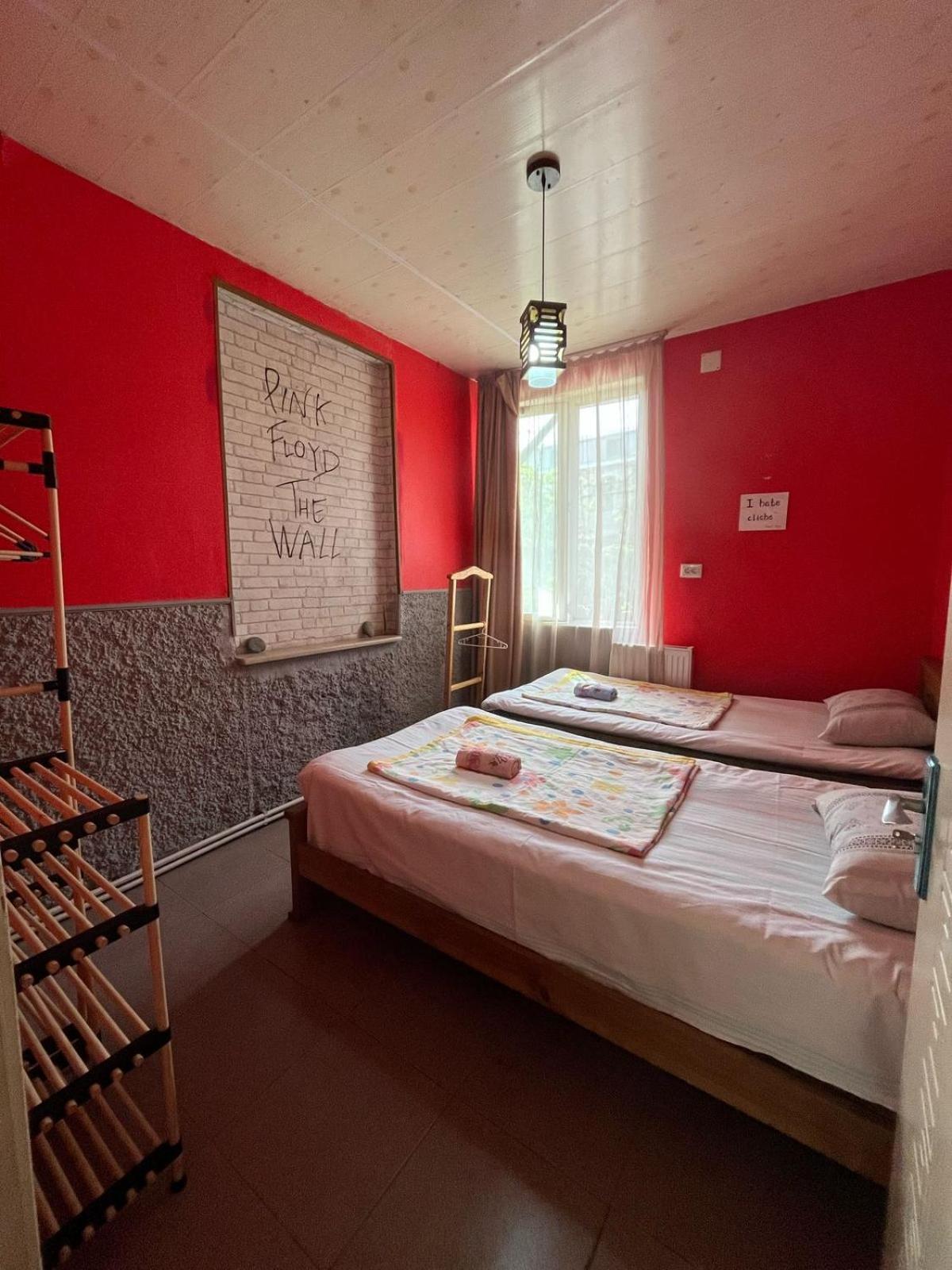 Guest House Barbi 바투미 외부 사진