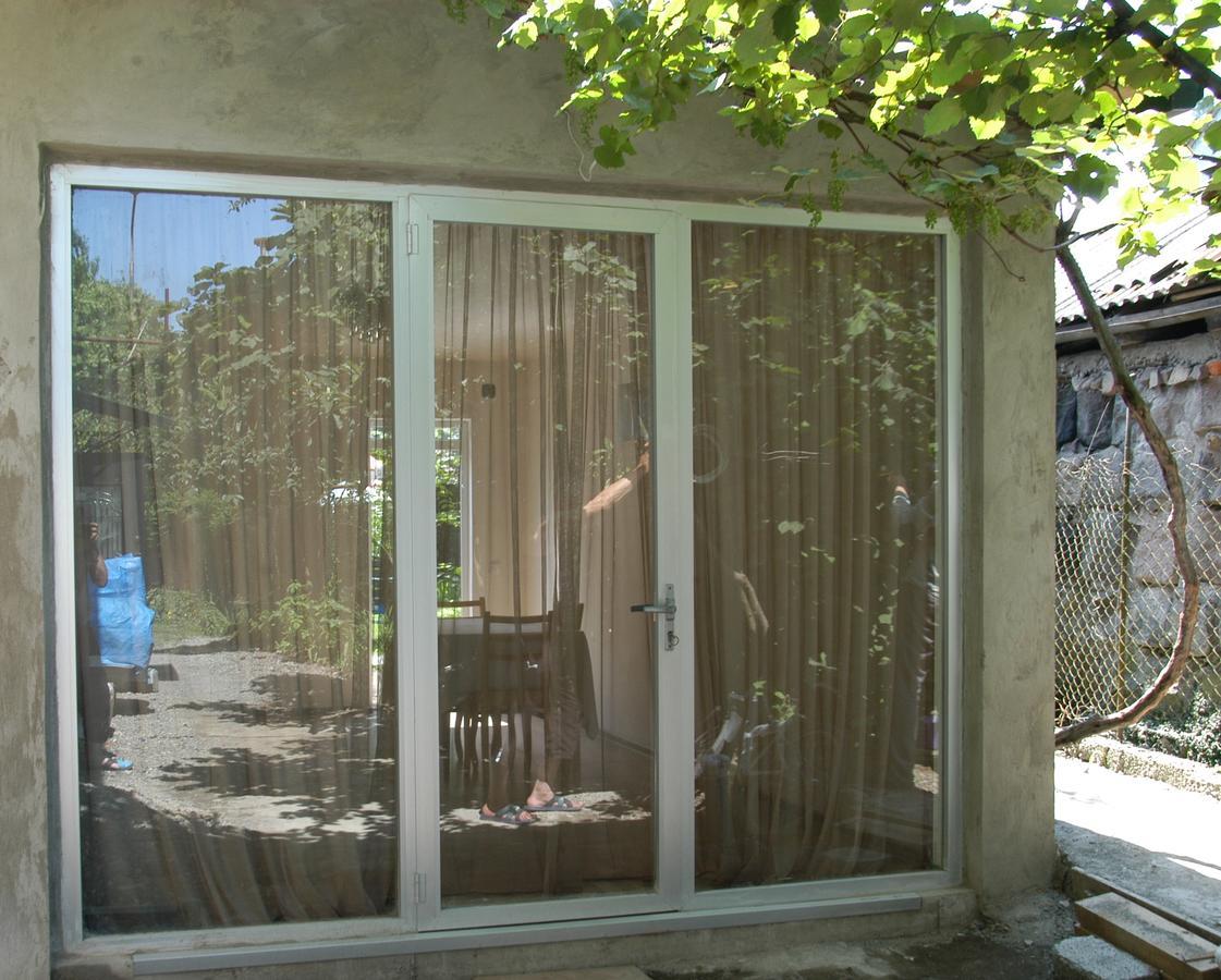 Guest House Barbi 바투미 외부 사진